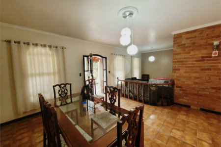 Casa Térrea à venda com 3 quartos, sendo 1 suíte, no Centro, Indaiatuba, SP
