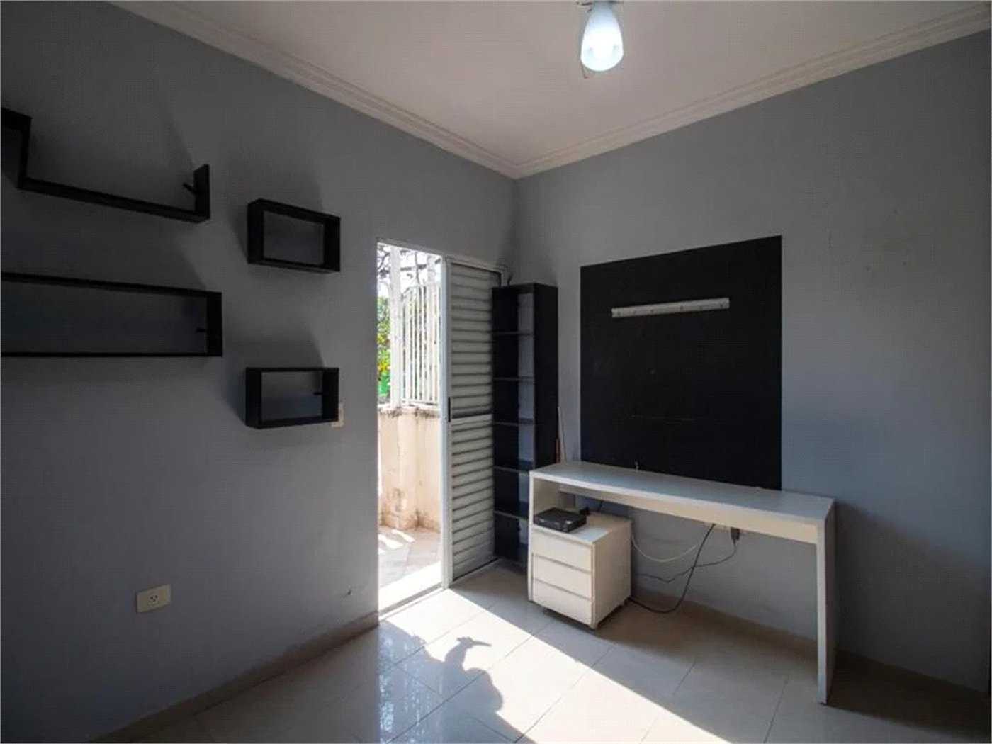Casa à venda com 3 quartos, sendo 1 suíte, em Jardim Ester, São Paulo, SP