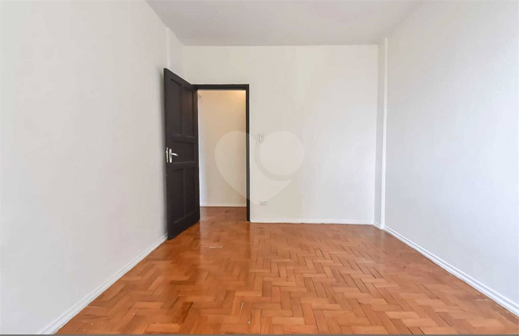 Apartamento à venda com 2 quartos, sendo 1 suíte, em Vila Mariana, São Paulo, SP