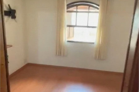 Casa à venda com 3 suítes em Vila Romana, São Paulo, SP