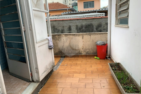 Sobrado à venda com 3 quartos em Vila Gustavo, São Paulo, SP