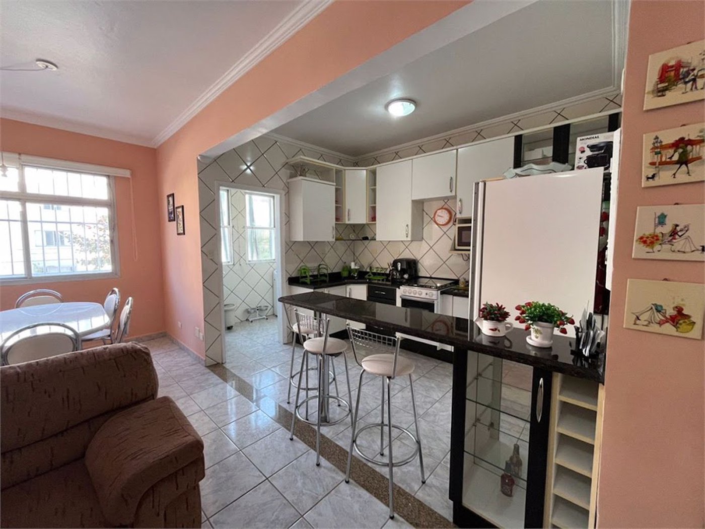 Apartamento Residencial à venda, Jardim Virginia, Guarujá - AP0424.