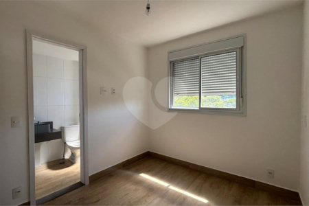 Apartamento à venda com 3 suítes em Santo Amaro, São Paulo, SP