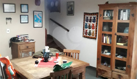 Sobrado à venda com 3 quartos em Vila Romana, São Paulo, SP