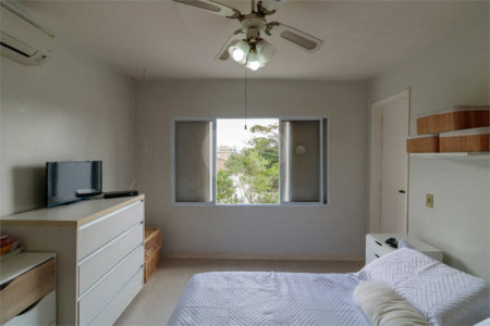 Casa à venda com 4 quartos, sendo 3 suítes, em Jardim Panorama, São Paulo, SP