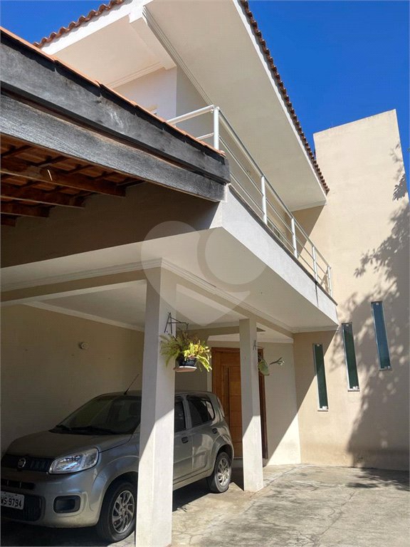 Casa à venda com 3 quartos, sendo 2 suítes,  em Jardim Santa Bárbara, Sorocaba, SP