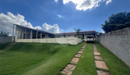 Casa à venda com 4 quartos, sendo 1 suíte,  em Mato Seco, Itapetininga, SP