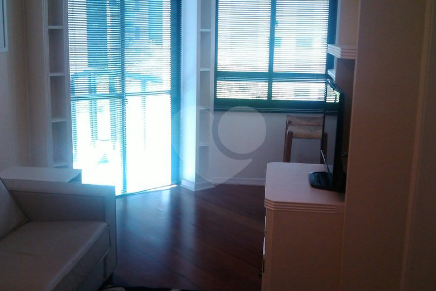 Duplex para alugar com 1 suíte em Itaim Bibi, São Paulo, SP
