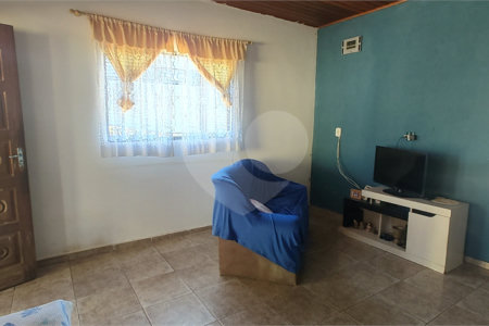 Chácara à venda com 3 quartos, sendo 1 suíte, no Centro, Nazaré Paulista, SP