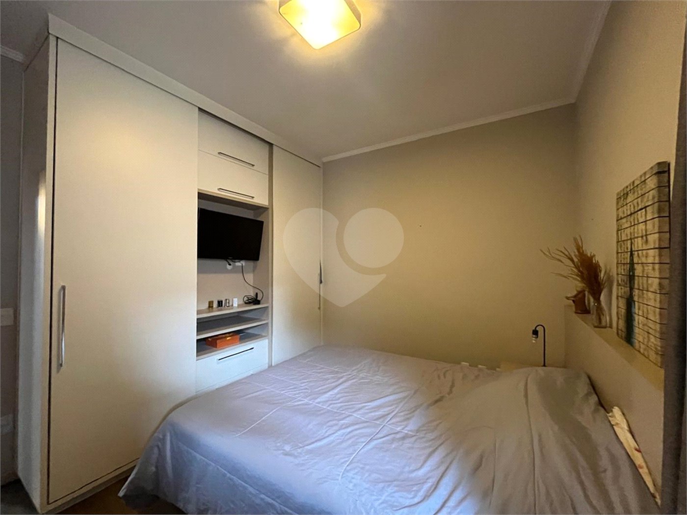 Casa à venda com 3 suítes em Jardim Shangri-lá, Itapetininga, SP