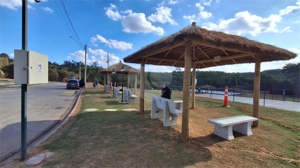 Casa à venda com 3 quartos, sendo 1 suíte, no condomínio Jardim Residencial Villagio Ipanema I, Sorocaba - SP