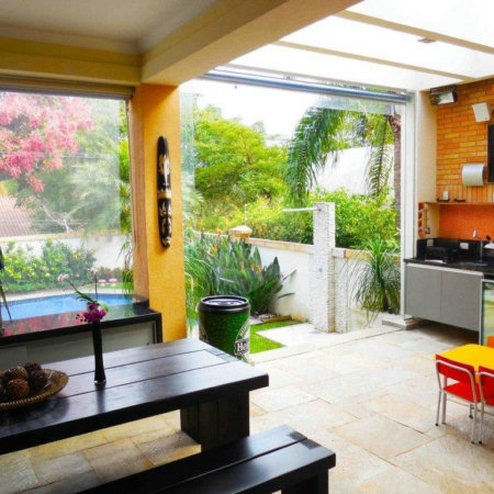 Casa à venda com 4 suítes no condomínio Vilaggio Monte Alegre, São Paulo - SP