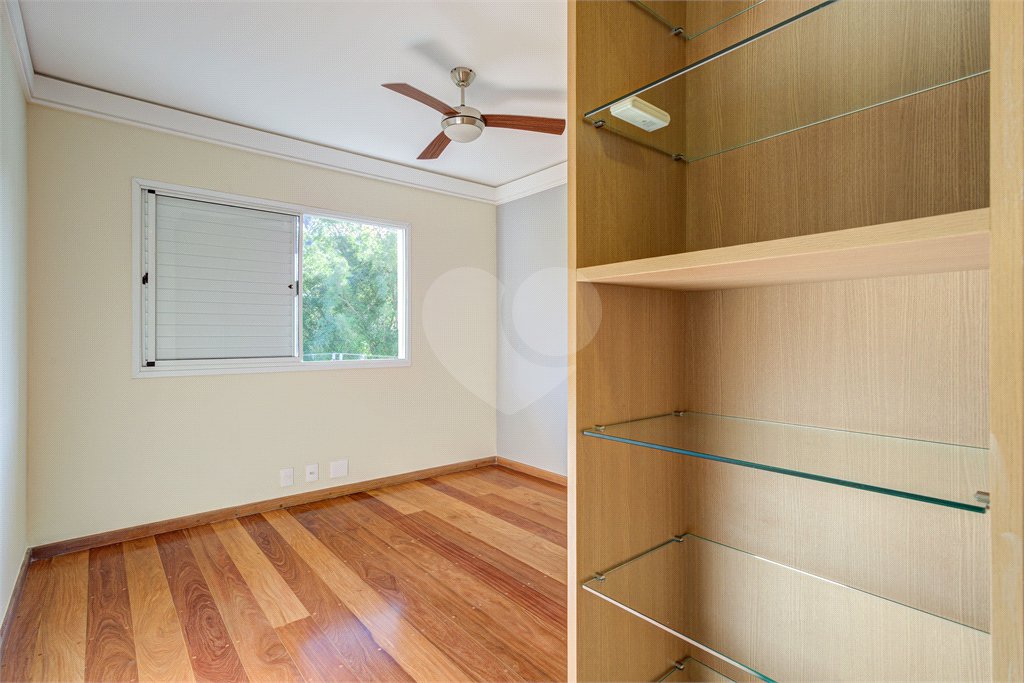 Casa à venda com 4 suítes no condomínio Ville de Marseille, São Paulo - SP