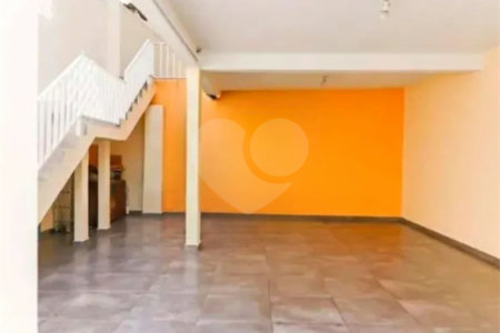 Sobrado à venda ou para alugar com 3 quartos, sendo 1 suíte,  em Jaguaré, São Paulo, SP