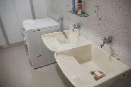 Chácara à venda ou para alugar com 3 quartos, sendo 1 suíte, em Chácaras Polozzi, Louveira, SP