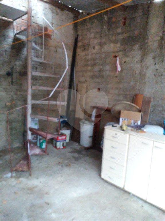 Casa à venda com 4 quartos, sendo 1 suíte, em Protestantes, Votorantim, SP