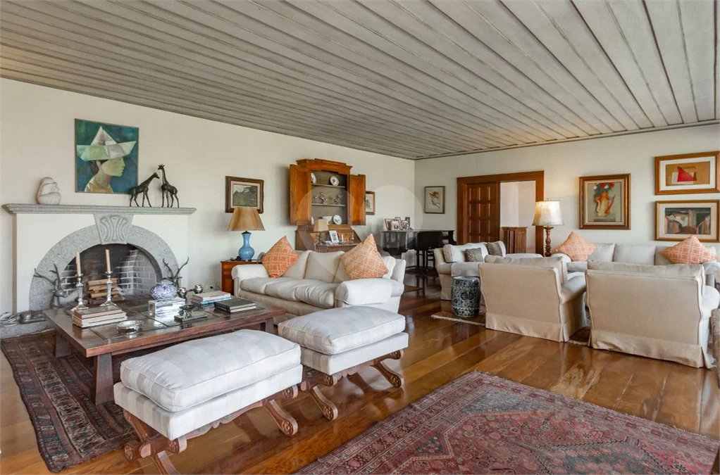 Casa à venda com 5 quartos, sendo 3 suítes, em Jardim Guedala, São Paulo, SP