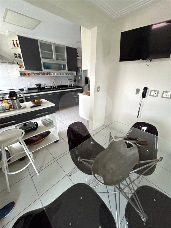Apartamento para alugar com 3 suítes em Brooklin Paulista, São Paulo, SP