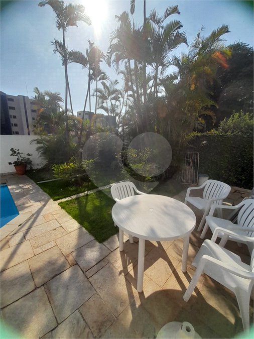 Casa para alugar com 3 quartos, sendo 1 suíte,  em Vila Sônia, São Paulo, SP