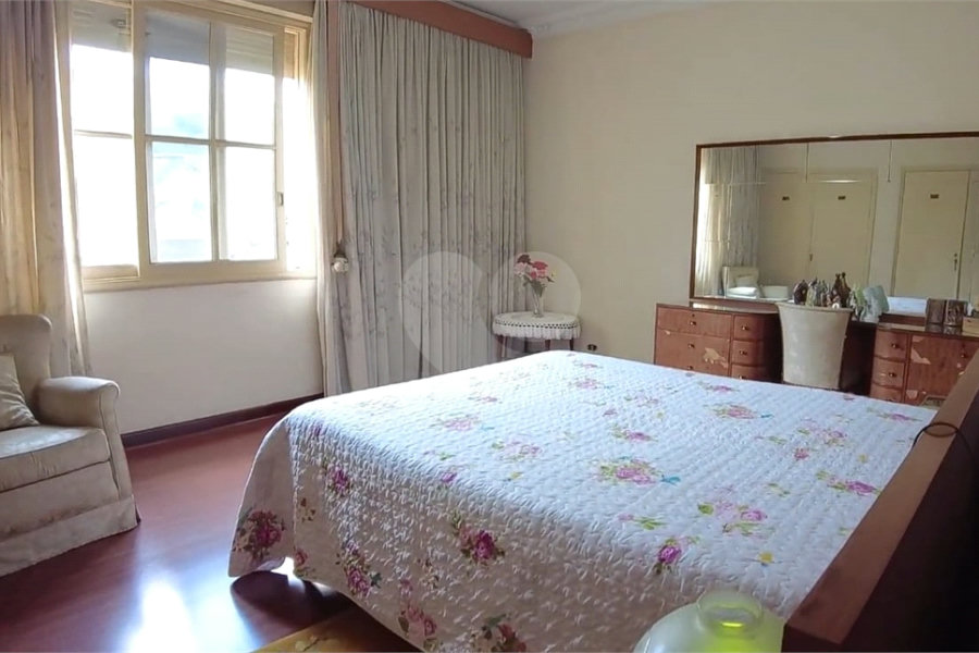Sobrado à venda com 3 quartos, sendo 2 suítes, em Santana, São Paulo, SP
