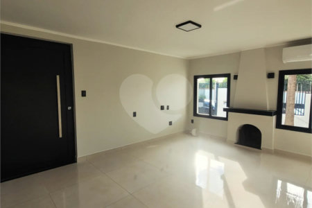 Casa à venda com 4 suítes em Nova Gardênia, Atibaia, SP