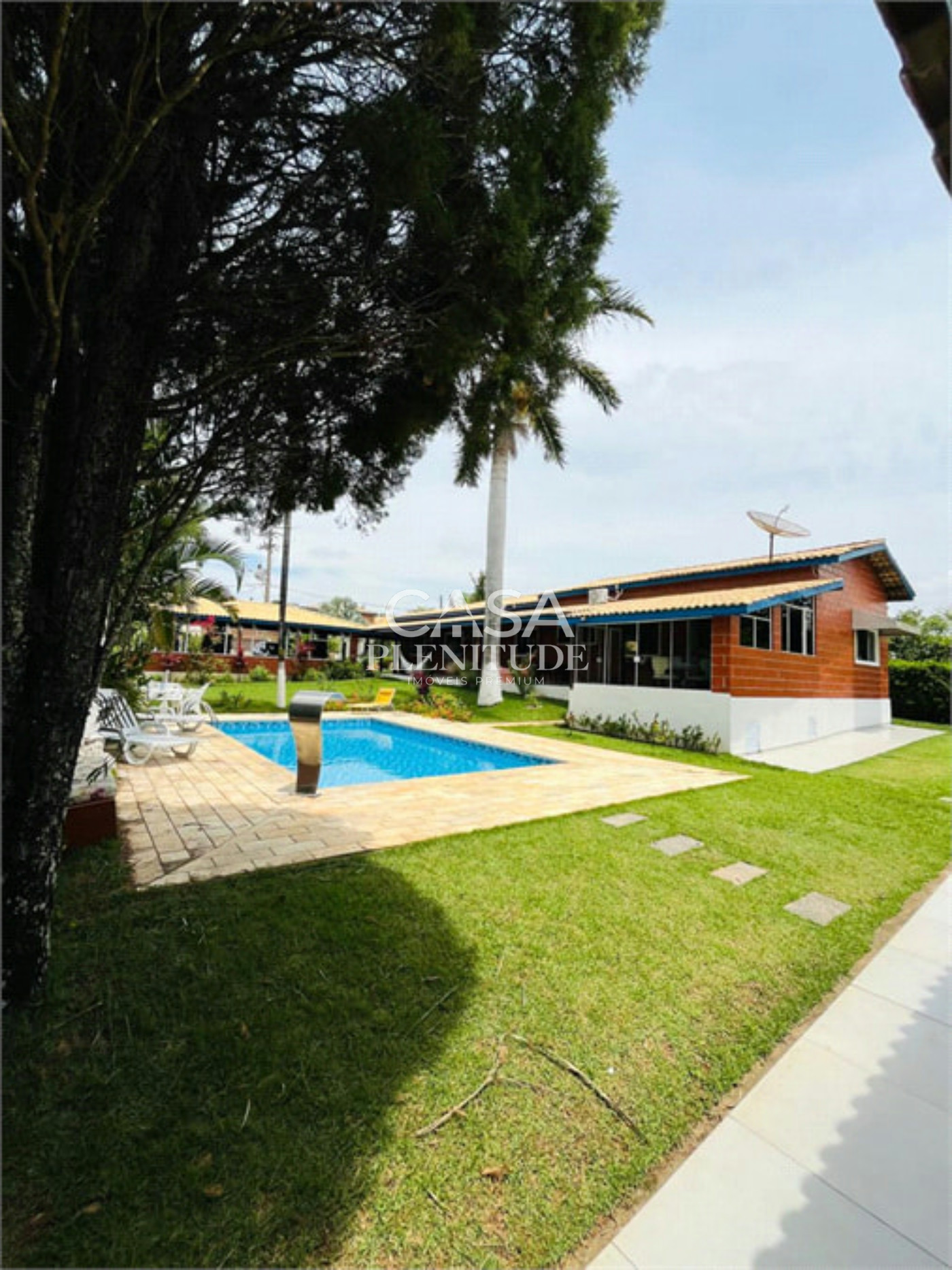 Casa em condomínio à venda ou para alugar com 3 suítes, em Jardim Vale do Lago Residencial, Sorocaba, SP