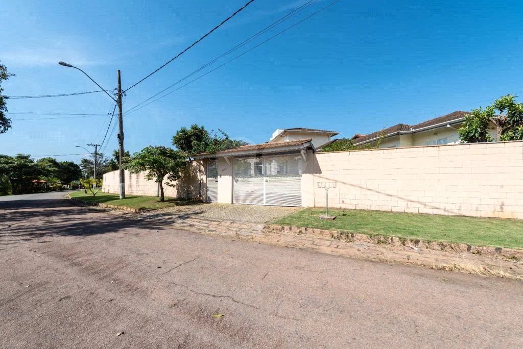 Casa à venda com 4 quartos, sendo 2 suítes,  no condomínio Jardim Ribeirão II, Itupeva - SP
