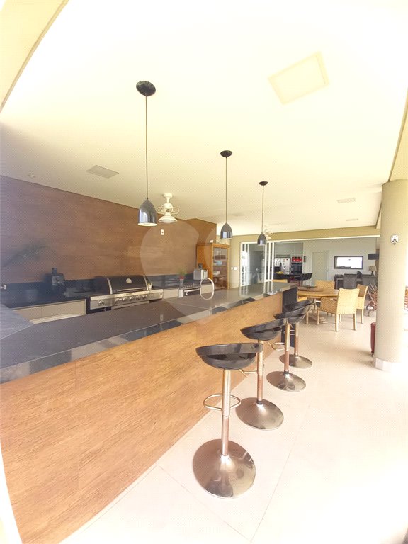Casa à venda com 3 suítes no condomínio Alpes de Vinhedo, Vinhedo - SP