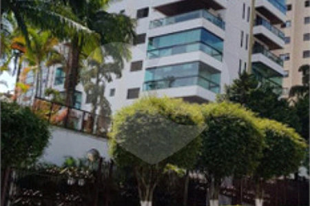 Apartamento à venda com 3 suítes em Vila Suzana, São Paulo, SP