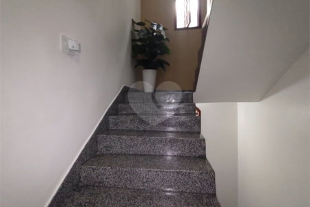 Sobrado à venda com 4 quartos, sendo 2 suítes, em Pedreira, São Paulo, SP
