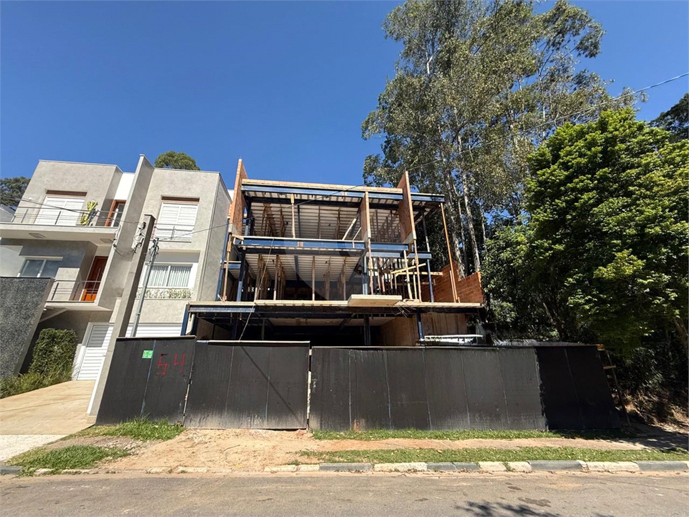 Casa à venda com 4 suítes no condomínio Reserva Cantareira, São Paulo - SP