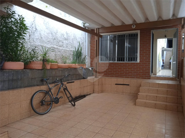 Sobrado à venda com 3 quartos, sendo 2 suítes,  em Santana, São Paulo, SP