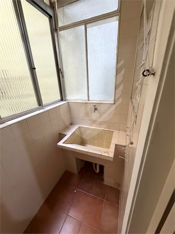 Apartamento à venda com 2 quartos em Bela Vista, São Paulo, SP