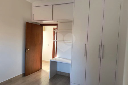 Casa à venda ou para alugar com 3 quartos, sendo 1 suíte, no condomínio Vista Verde, Indaiatuba - SP