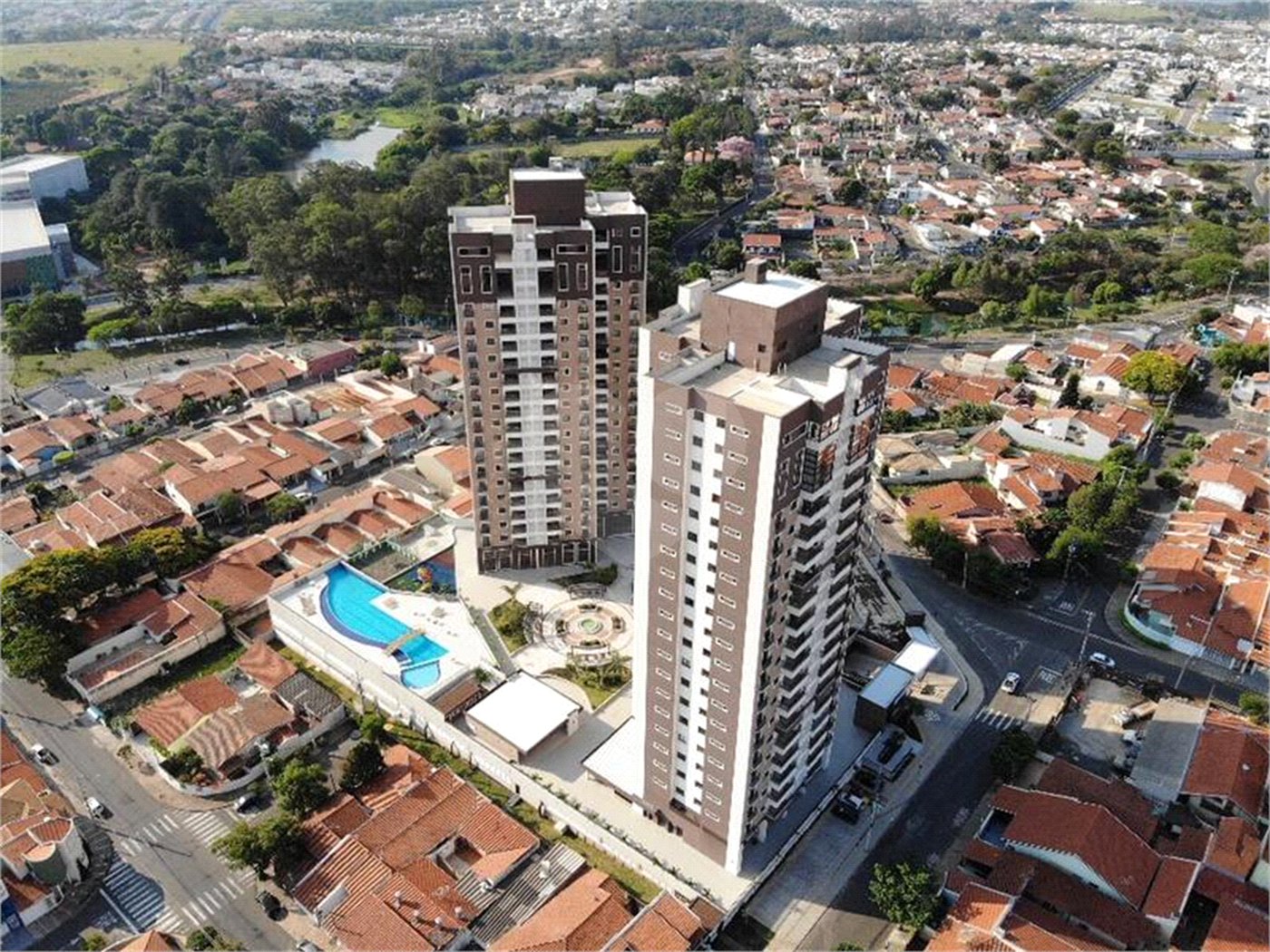 Casa à venda com 3 quartos, sendo 1 suíte, no condomínio The Park View, Indaiatuba - SP