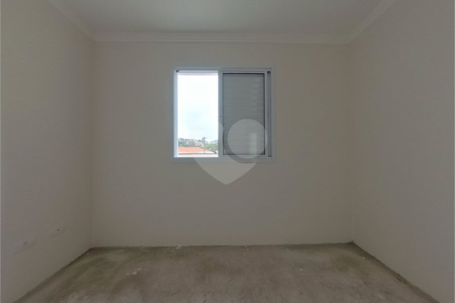 Casa à venda com 3 suítes no condomínio Residencial Gaya, São Paulo - SP