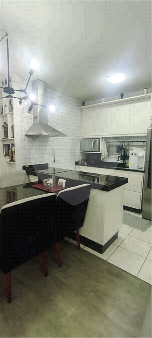Apartamento à venda com 2 quartos, sendo 1 suíte, em Jardim Flor da Montanha, Guarulhos, SP