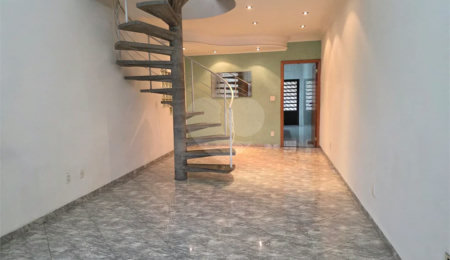 Sobrado à venda com 3 quartos em Vila Rica, São Paulo, SP