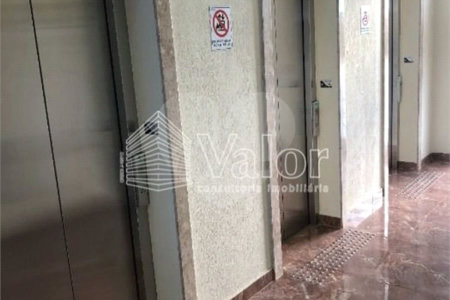 Prédio comercial inteiro a venda - Avenida Plaza !