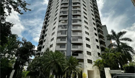 Apartamento à venda ou para alugar com 4 quartos, sendo 2 suítes,  em Vila Andrade, São Paulo, SP