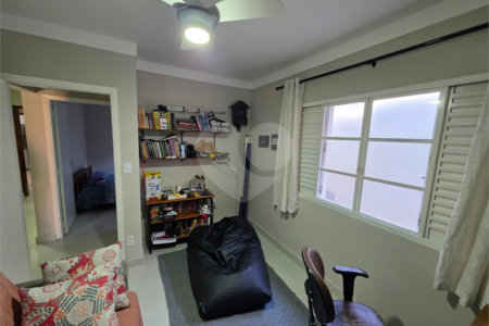 Casa à venda com 3 quartos, sendo 1 suíte,  em Jardim Nova Santa Paula, São Carlos, SP