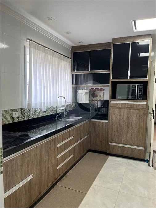 Lindo Sobrado com 3 suítes, à venda, 290 m², por R$ 2.340.000,00 no condomínio Helvetia Park em Indaiatuba/SP.