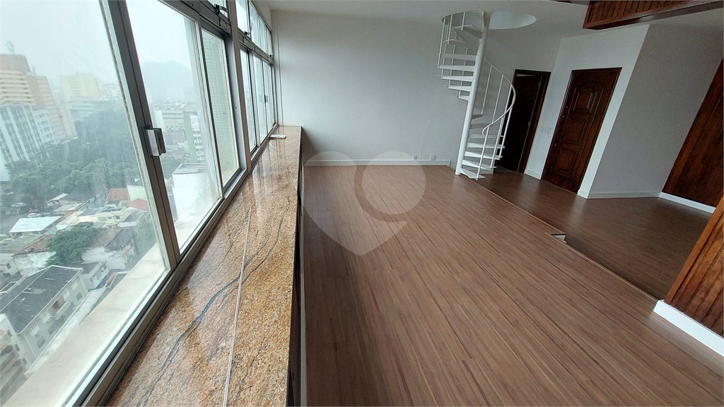 Cobertura à venda com 4 quartos, sendo 1 suíte, em Tijuca, Rio de Janeiro, RJ