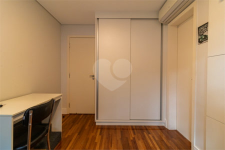 Apartamento à venda com 4 suítes em Alto da Boa Vista, São Paulo, SP