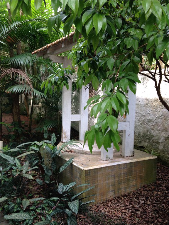 Casa à venda com 4 quartos, sendo 1 suíte,  em Jardim Petrópolis, São Paulo, SP