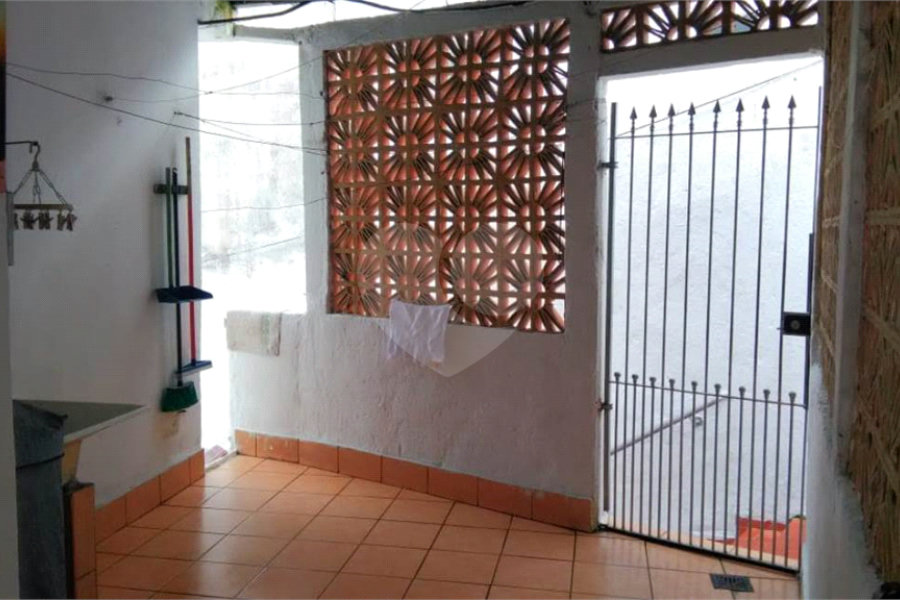 Sobrado à venda com 6 quartos em Horto Florestal, São Paulo, SP