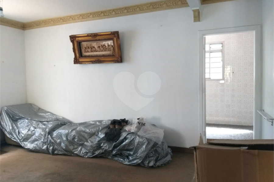 Sobrado à venda com 6 quartos, sendo 1 suíte, em Santana, São Paulo, SP