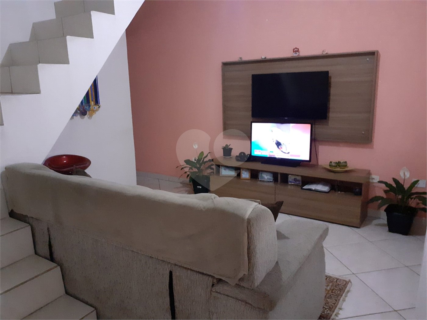 Sobrado à venda com 3 quartos em Jardim Presidente Dutra, Guarulhos, SP