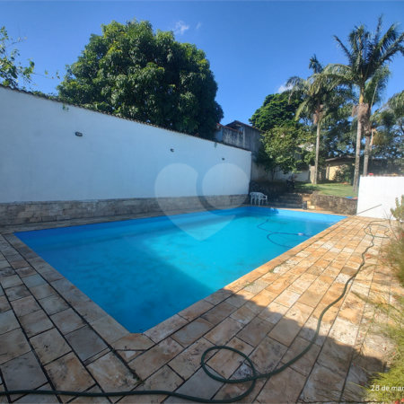 Chácara à venda com 4 quartos, sendo 3 suítes, em Campos de Atibaia, Atibaia, SP