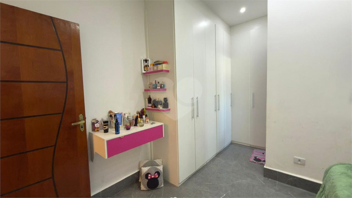 Casa à venda com 3 suítes no condomínio Campos do Conde I e II, Sorocaba - SP